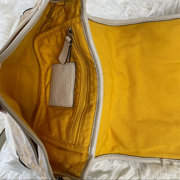 Coach Signature Hadley Field Crossbody Bag White - Picture 11 of 14